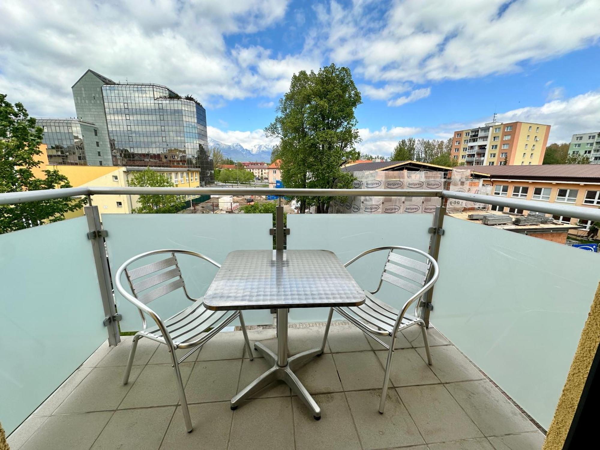 Princess Main Square Apartment Poprad Buitenkant foto