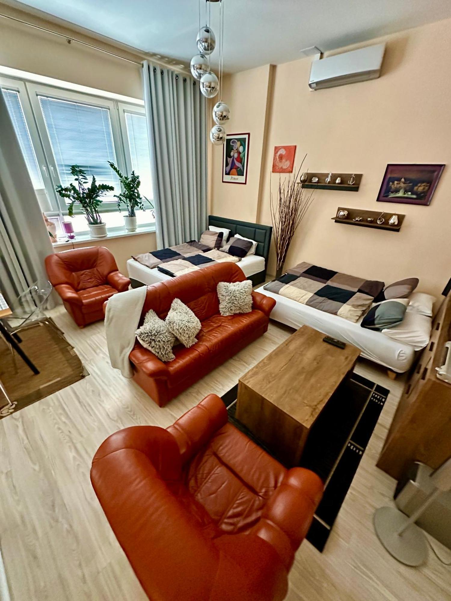 Princess Main Square Apartment Poprad Buitenkant foto
