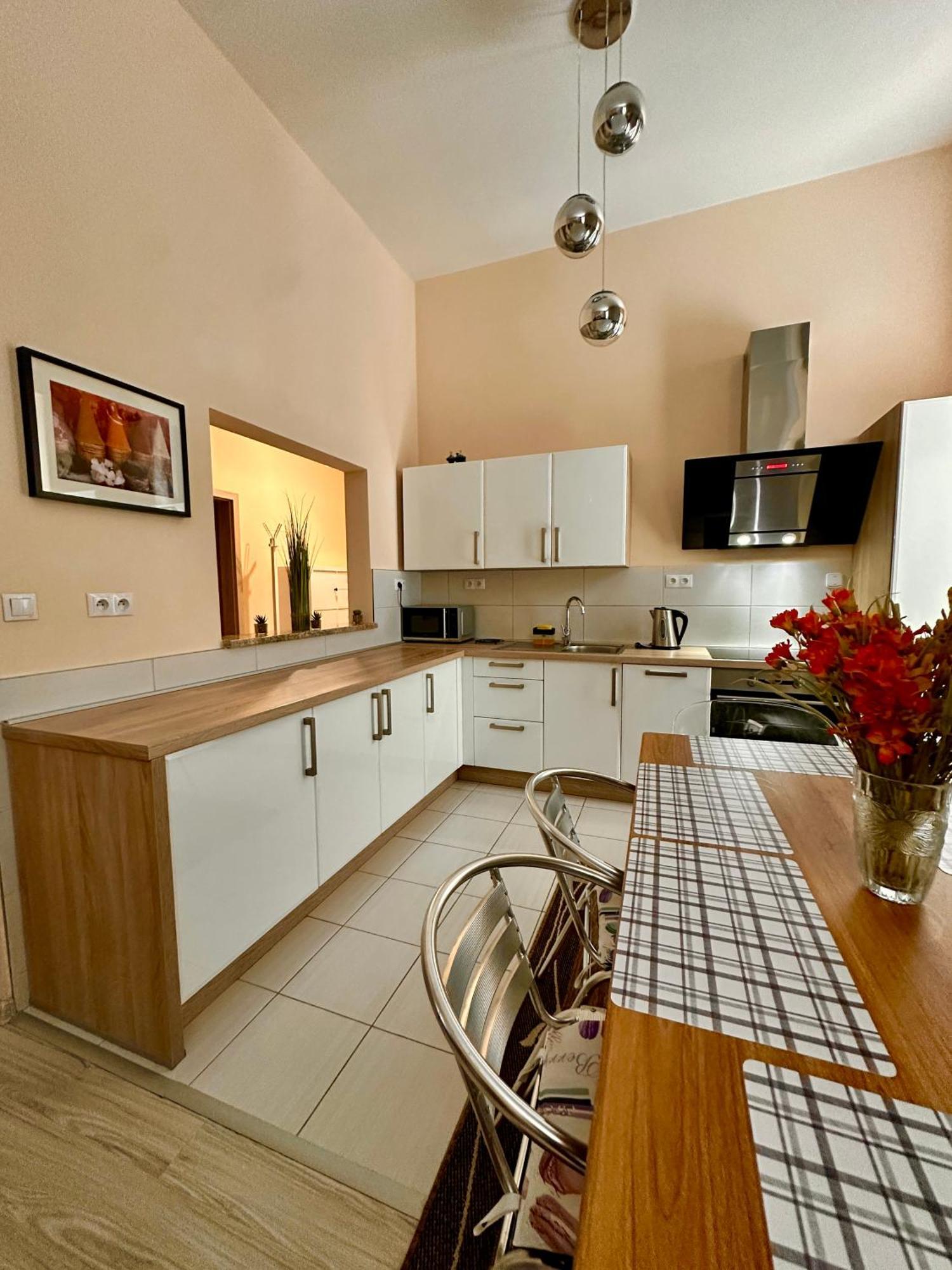 Princess Main Square Apartment Poprad Buitenkant foto