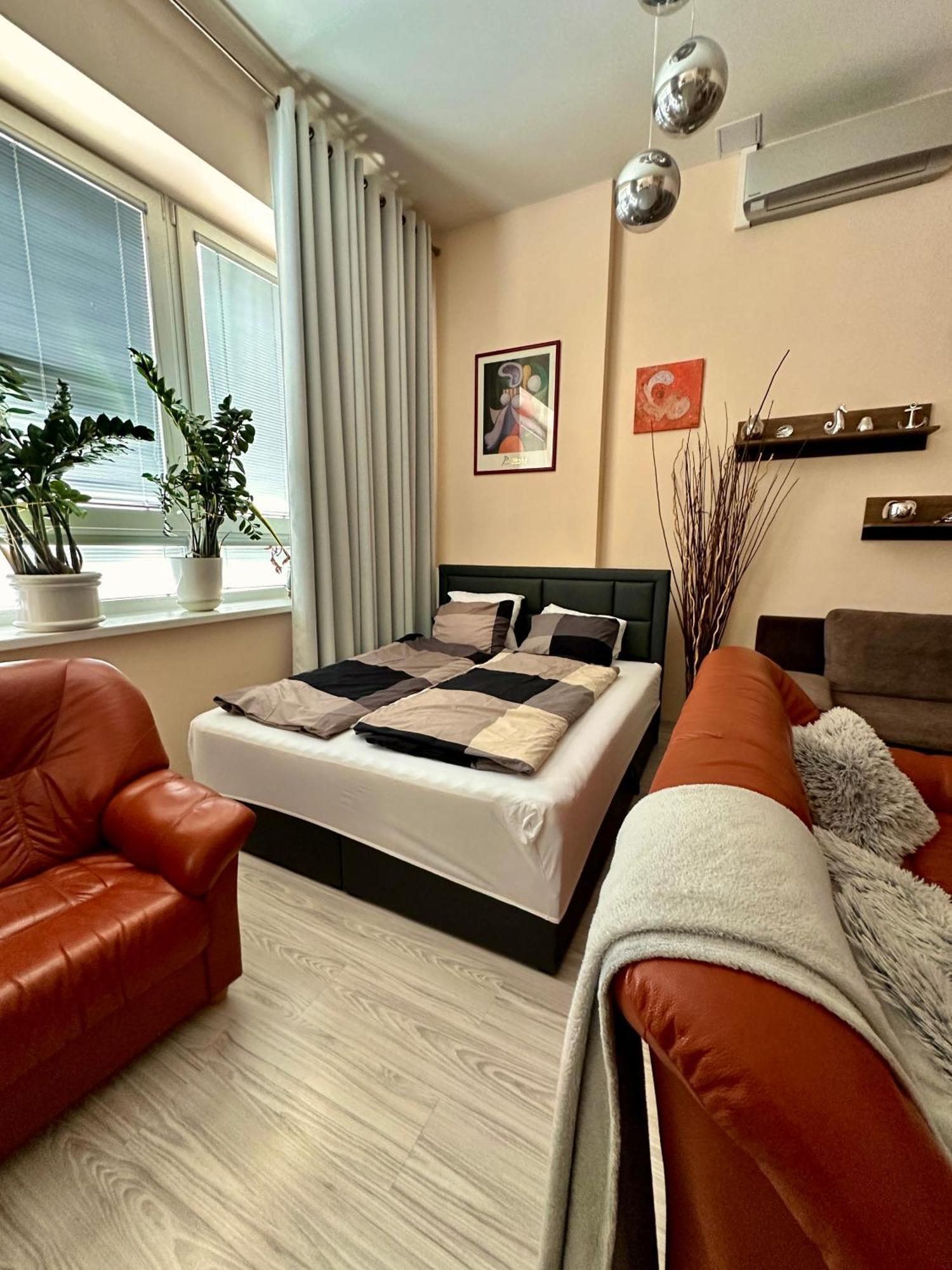 Princess Main Square Apartment Poprad Buitenkant foto