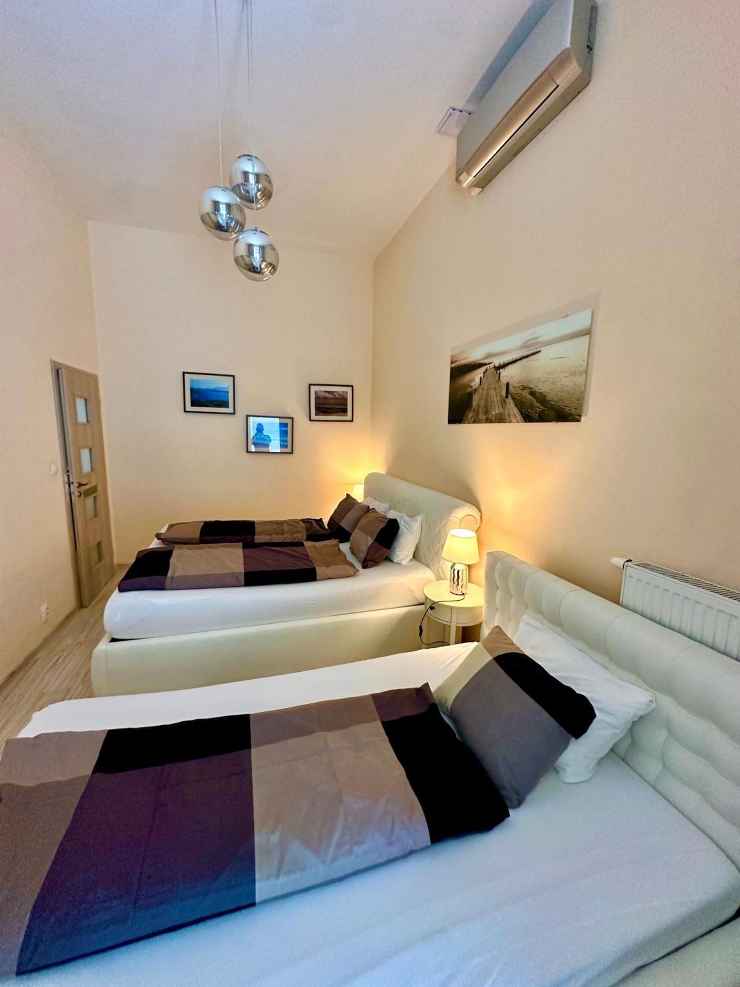 Princess Main Square Apartment Poprad Buitenkant foto