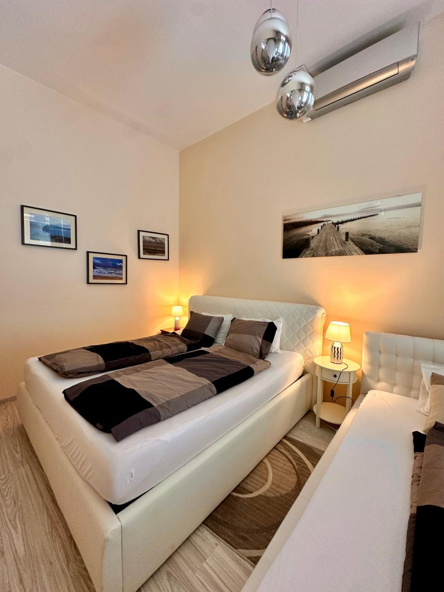 Princess Main Square Apartment Poprad Buitenkant foto