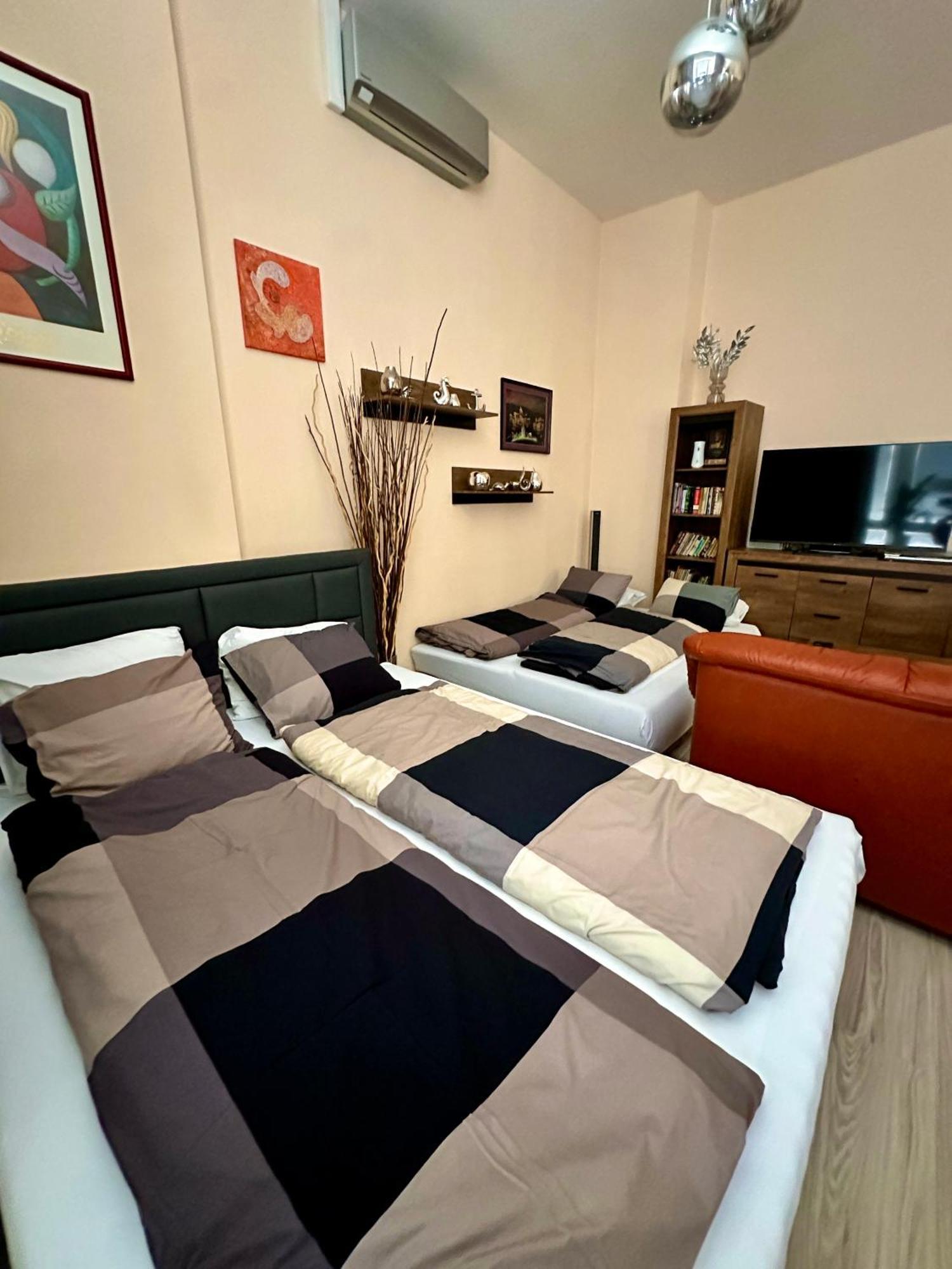 Princess Main Square Apartment Poprad Buitenkant foto