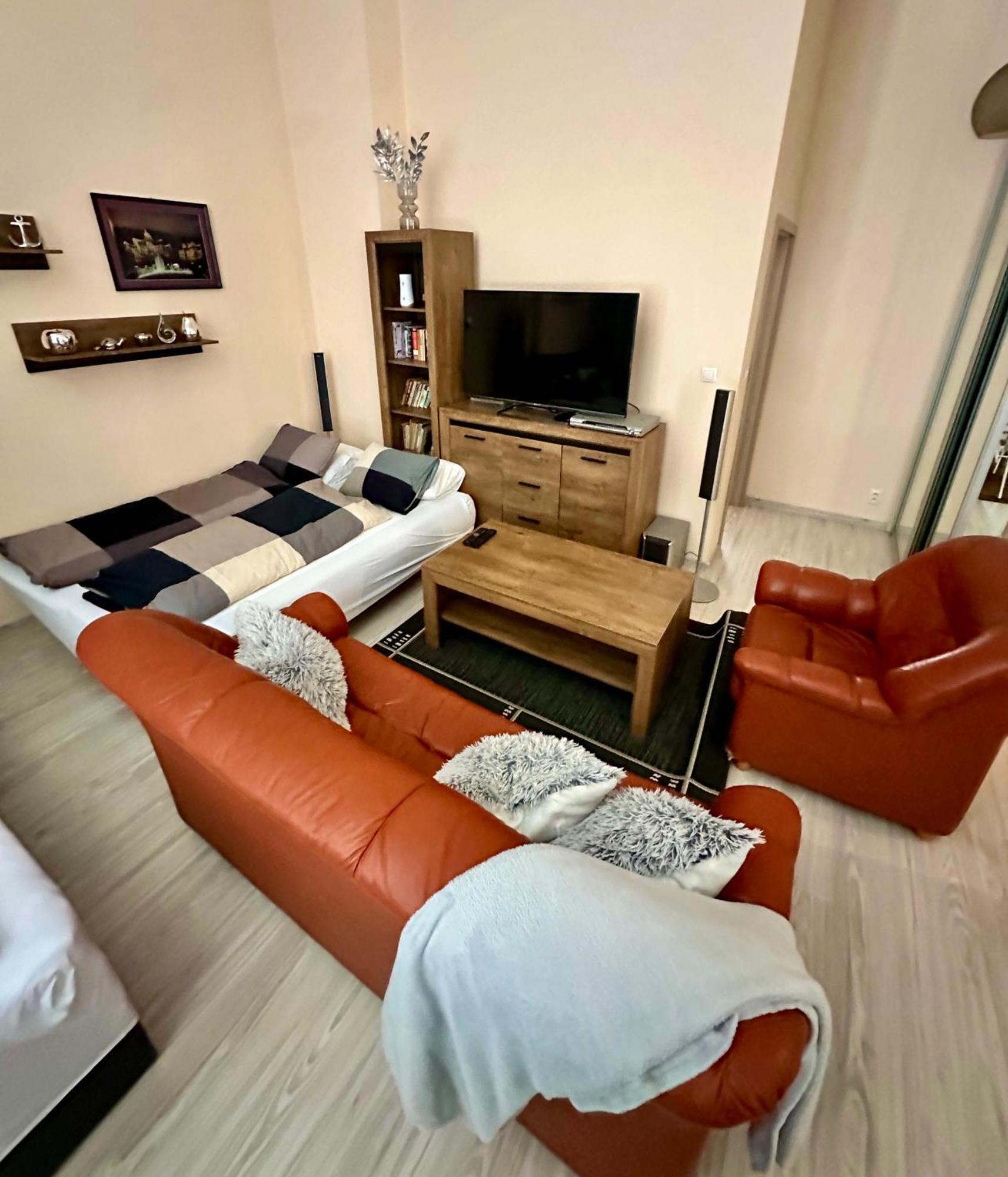 Princess Main Square Apartment Poprad Buitenkant foto